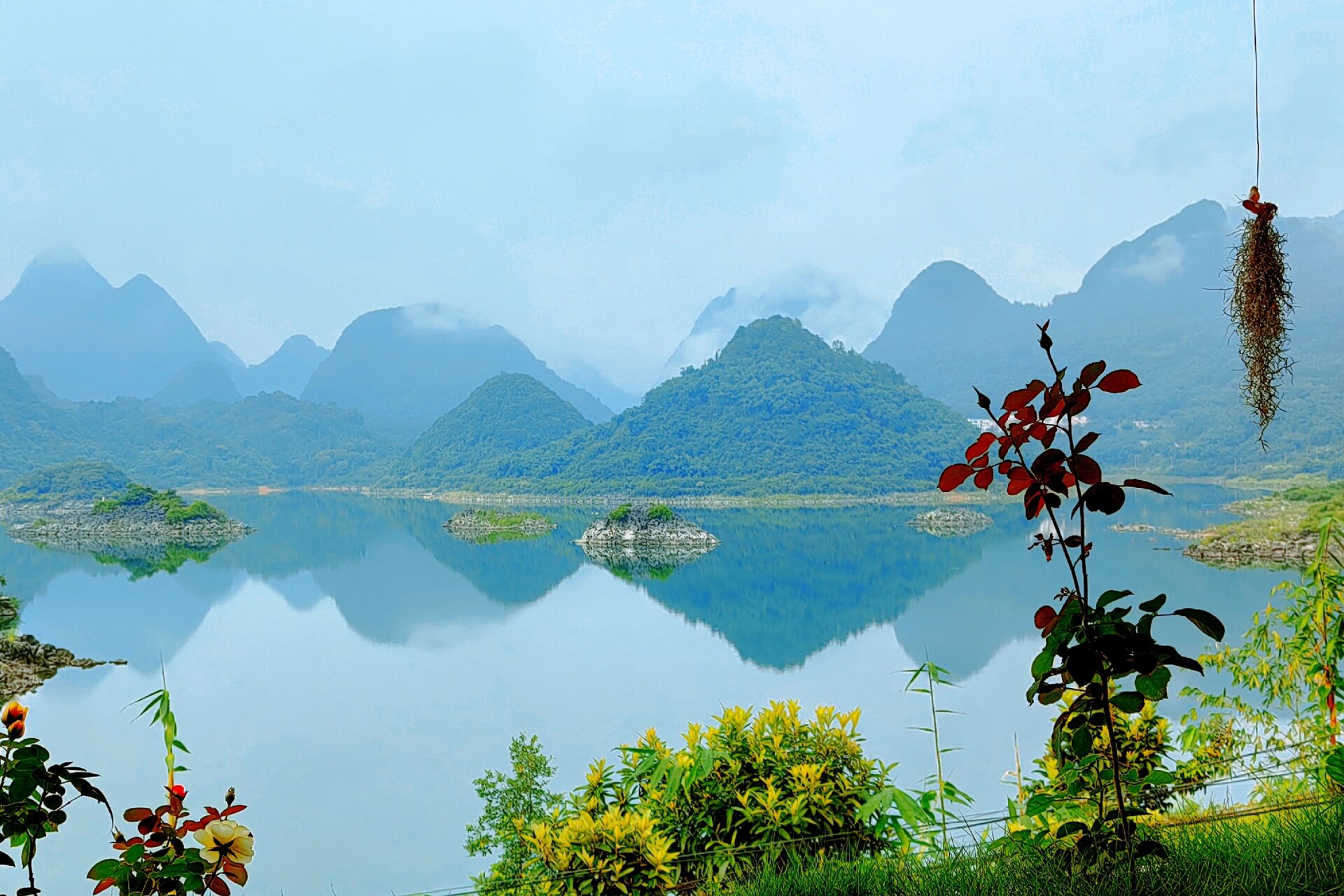 广东好去处—清远桃花湖 打开窗就是美景,民宿都是依湖而建,随手一拍