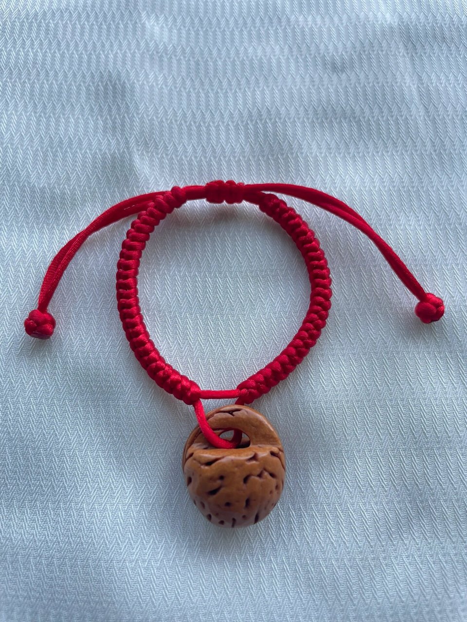 满月桃手工毛桃核磨成的精致小桃篮