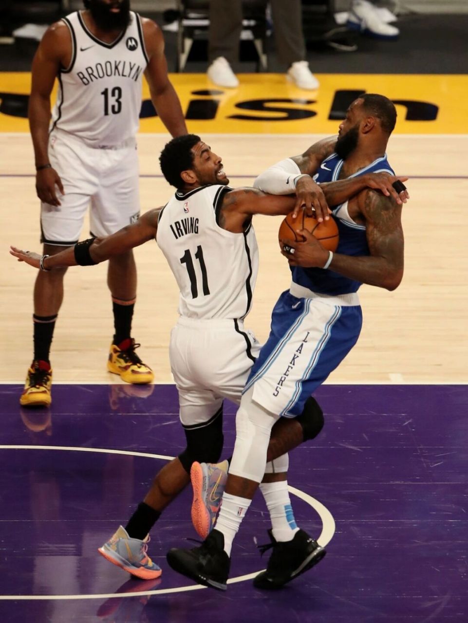 高清壁纸 曼巴门徒·德鲁大叔 感觉欧文还是在篮网过的比较开心.