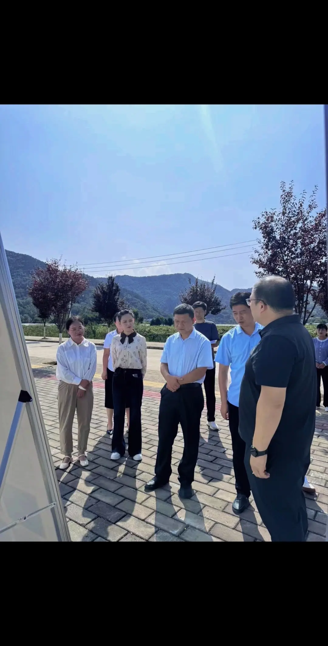 千年夙愿今梦圆,乡村振兴谱新篇,农业强则国家强,农