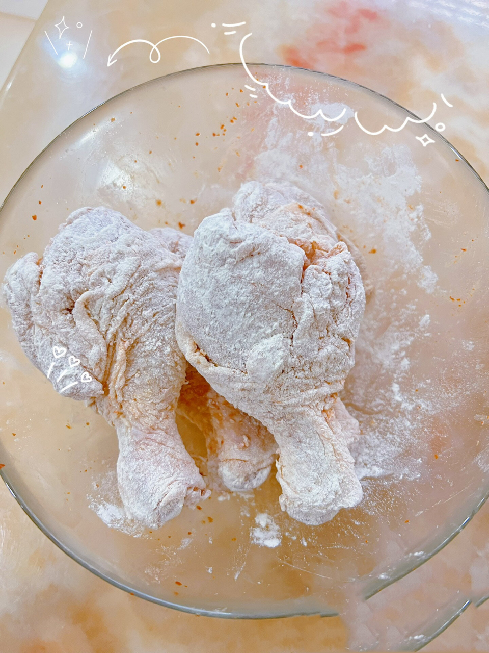 四个步骤超简单的外酥里嫩炸鸡腿做法 做法:第一步腌料腌一晚.