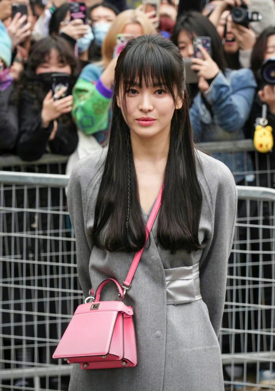 小个子留长发,宋慧乔发型借鉴 乔妹换发型,几乎都没翻过船.