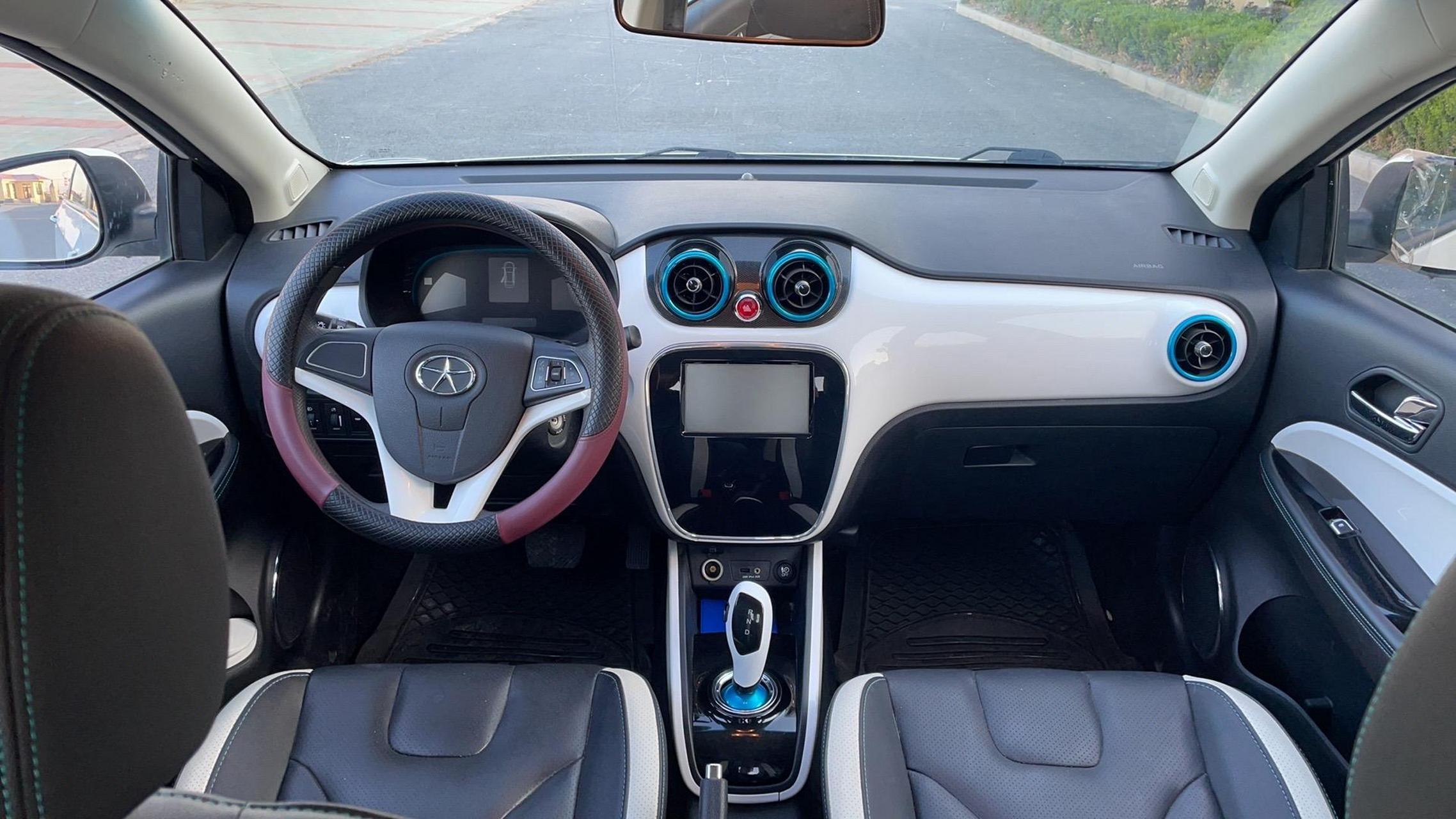 新到15年江淮iev5新能源电动汽车,续航170公里!