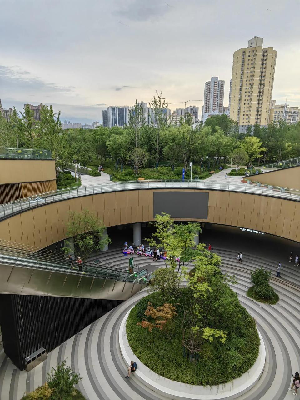 西安生活 幸福林带一角逛西安随拍