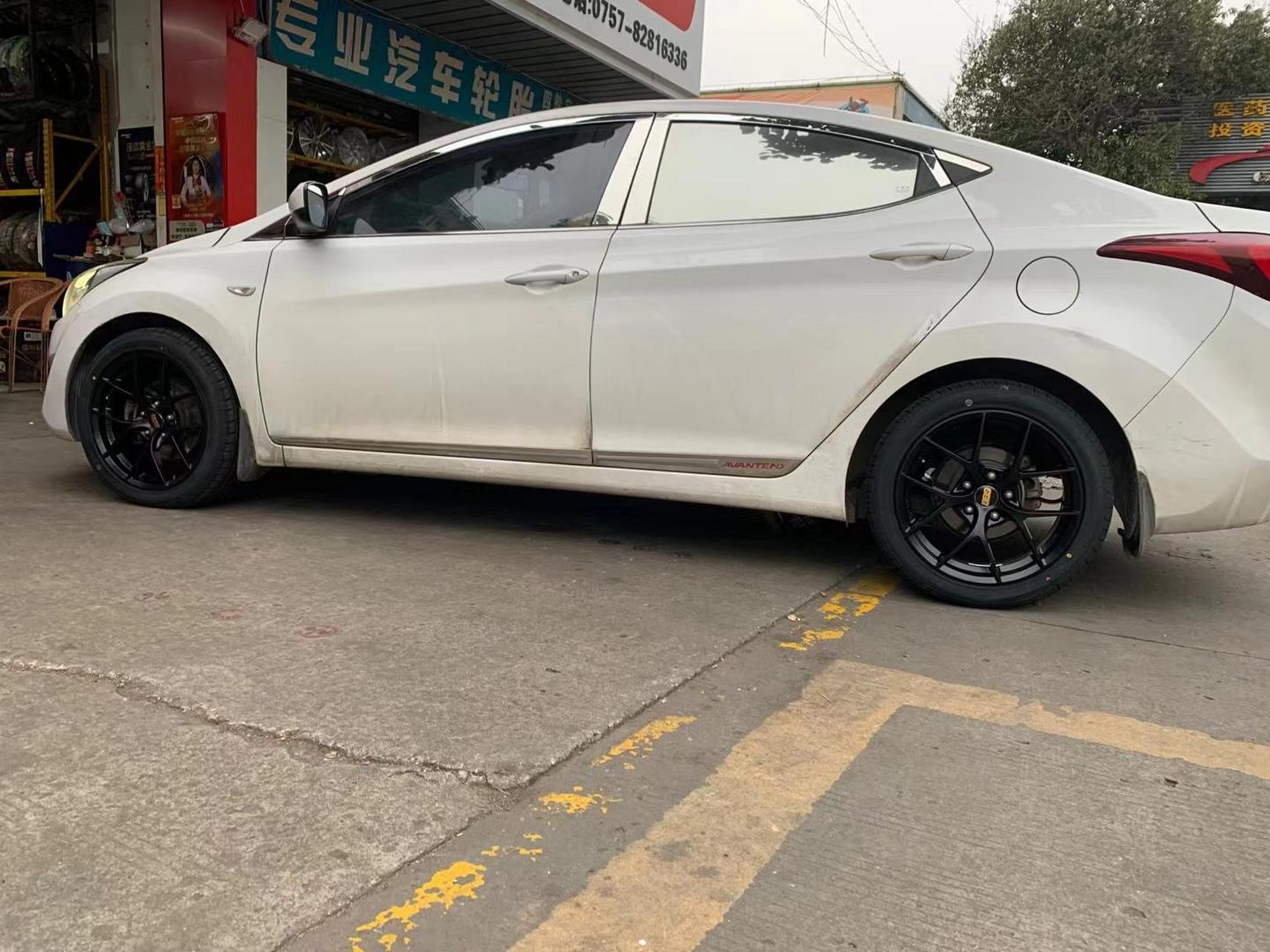 现代朗动升级17寸bbs轮毂轮胎