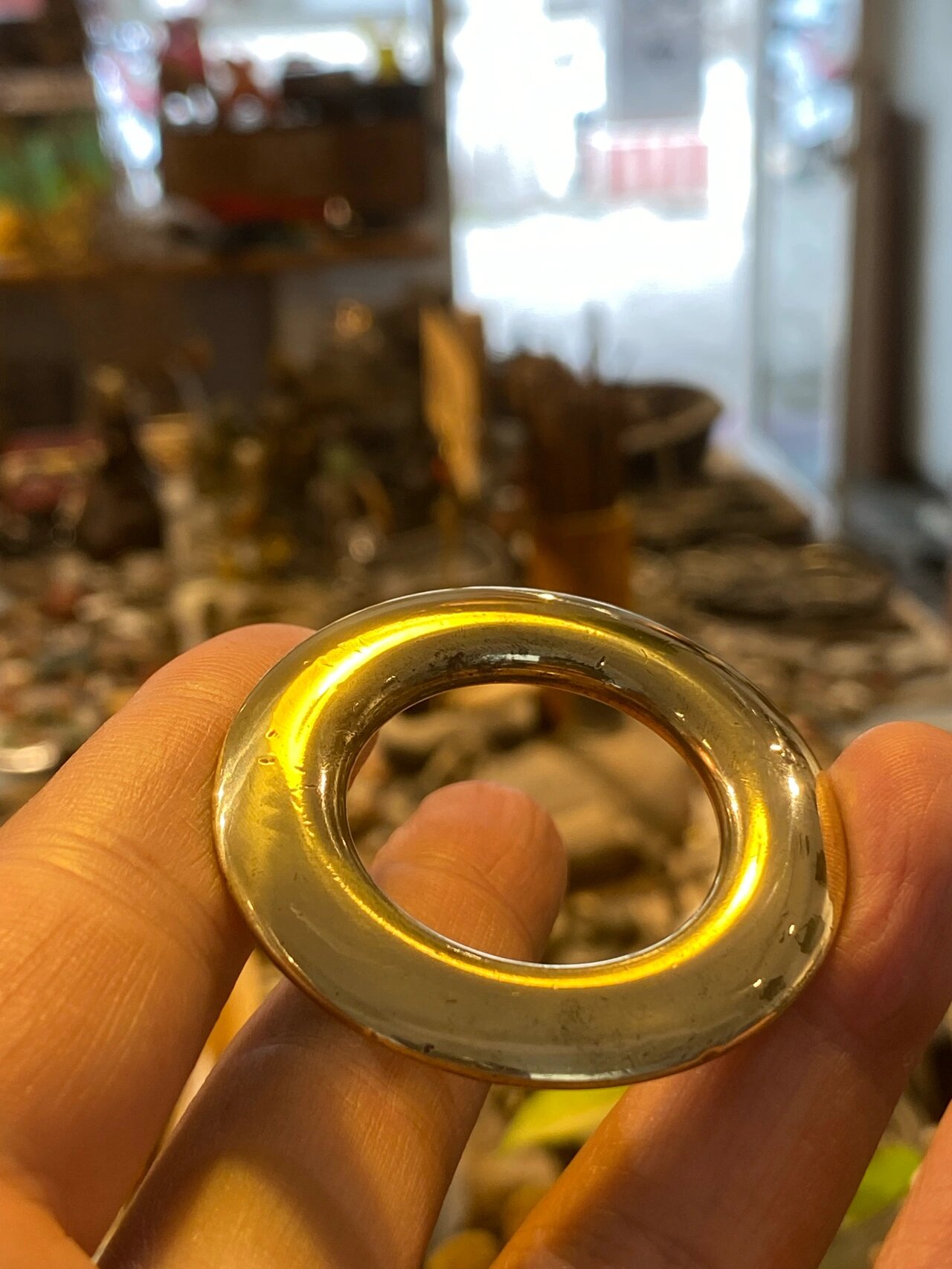 两枚清代时期的袈裟环 各有各的美