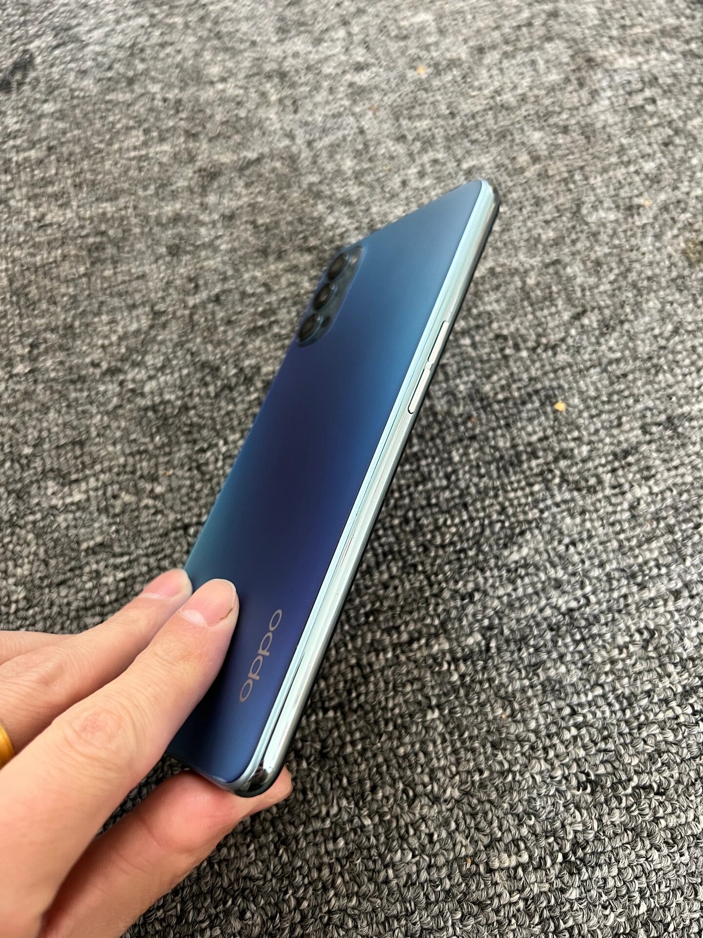 oppo reno4多少钱图片