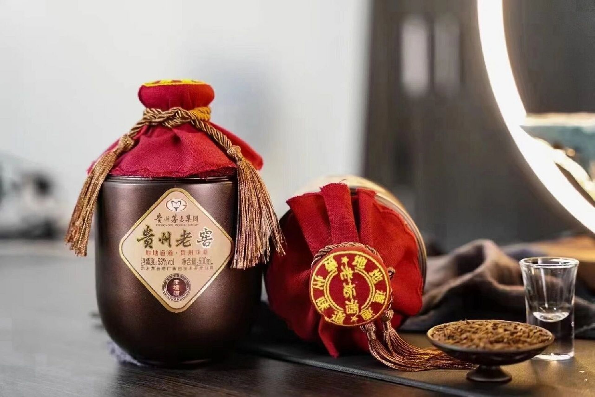 贵州老窖 今日推荐781578157815 《贵州老窖,老坛酒》不