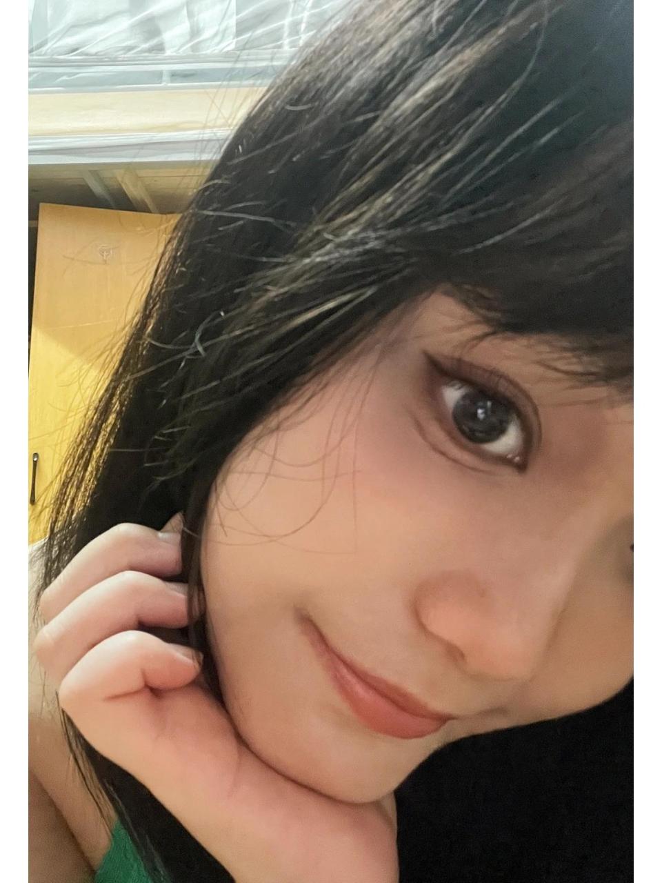 原来眼下这条纹叫阴骘纹 一直以来因为这条纹化不好卧蚕 每次加深卧蚕