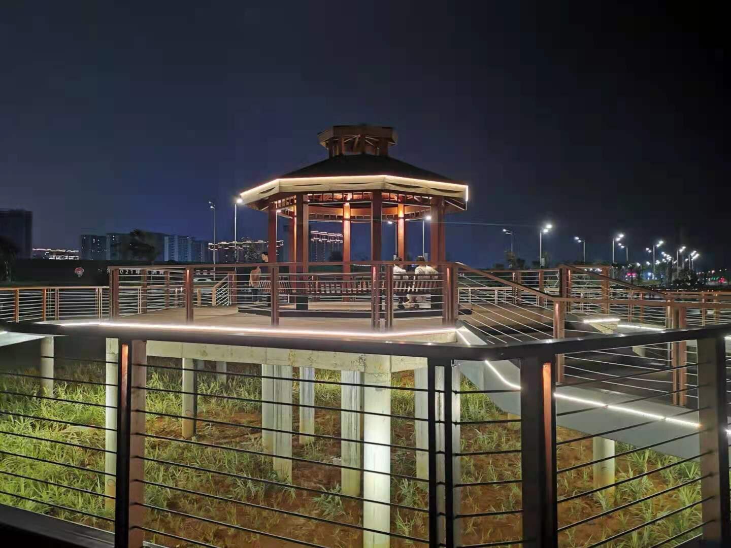 汕头体闲广场 东海岸浪鸟公园