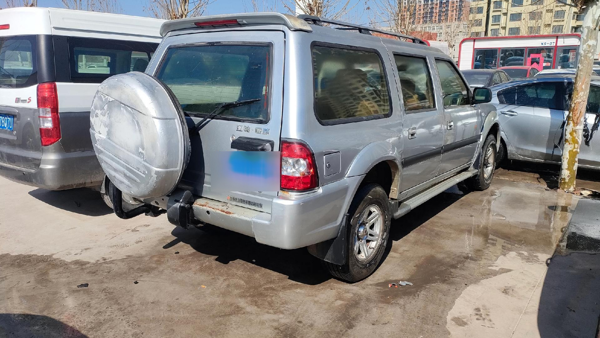 11江铃宝威柴油机械四驱个人精品原版原漆检保8月份实公里数7万多公里