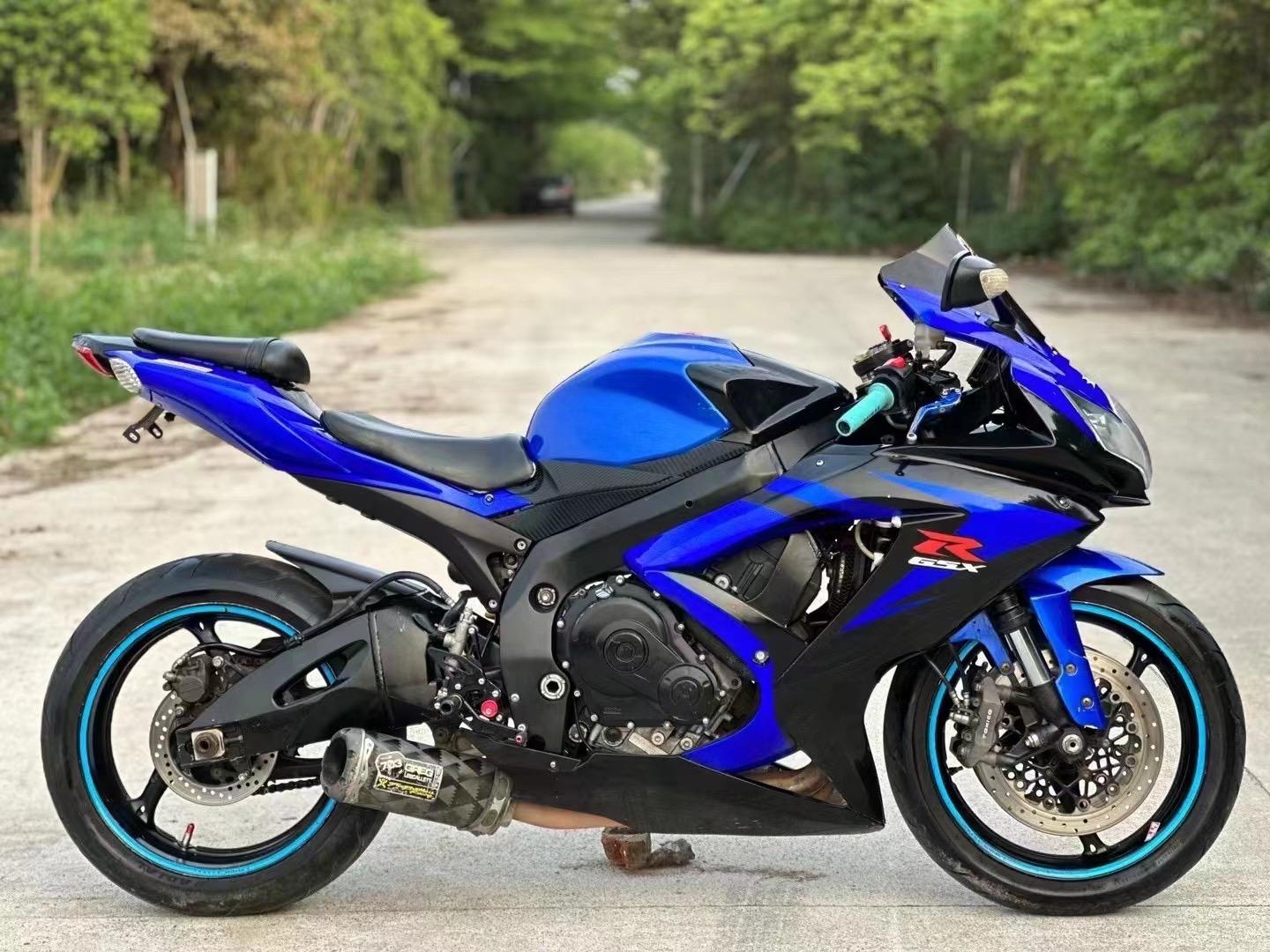 铃木k8,中r 750cc,改装排气,发动机精神