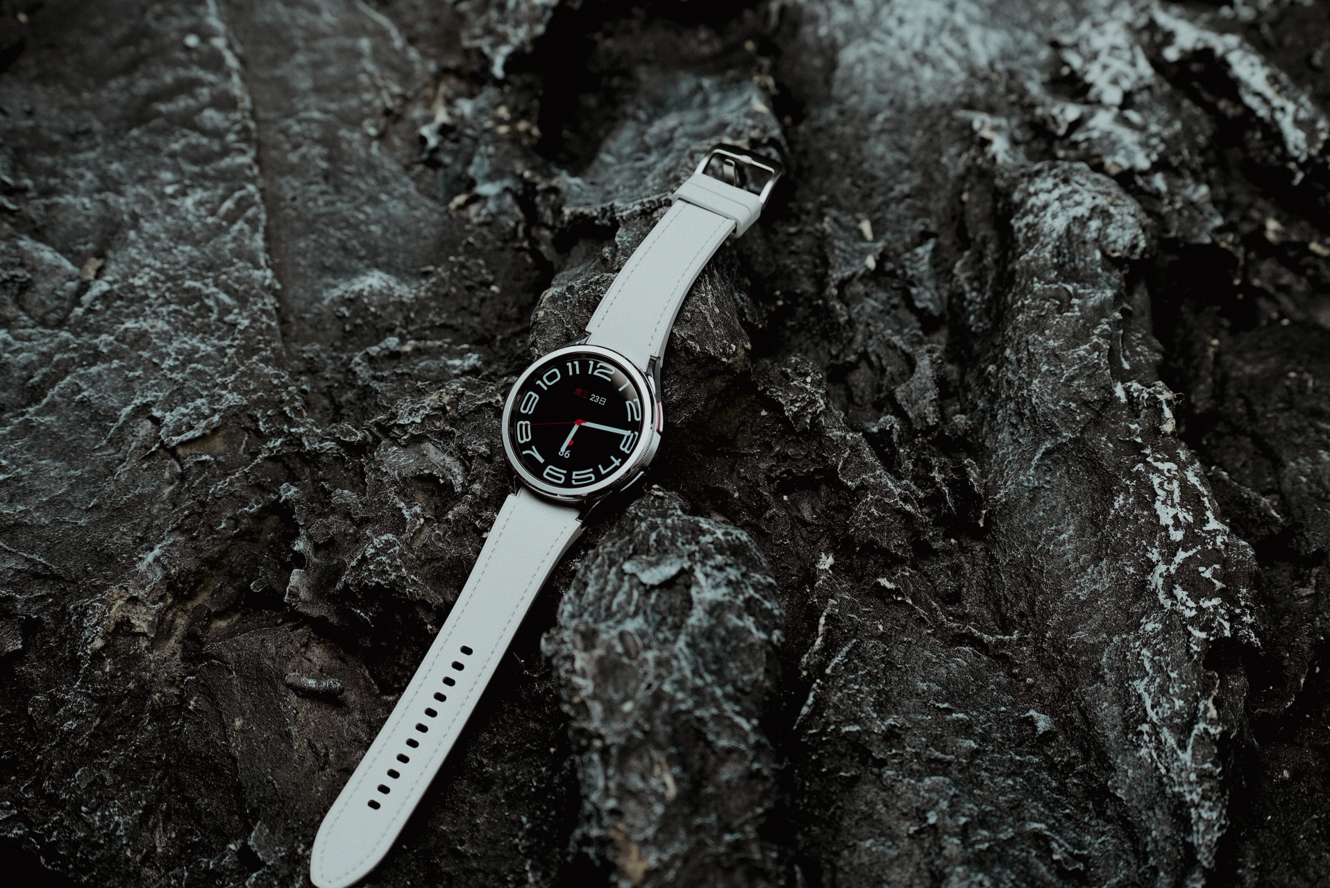 三星galaxy watch6 classic 星系银配色图赏来一波: 这次的三星watch