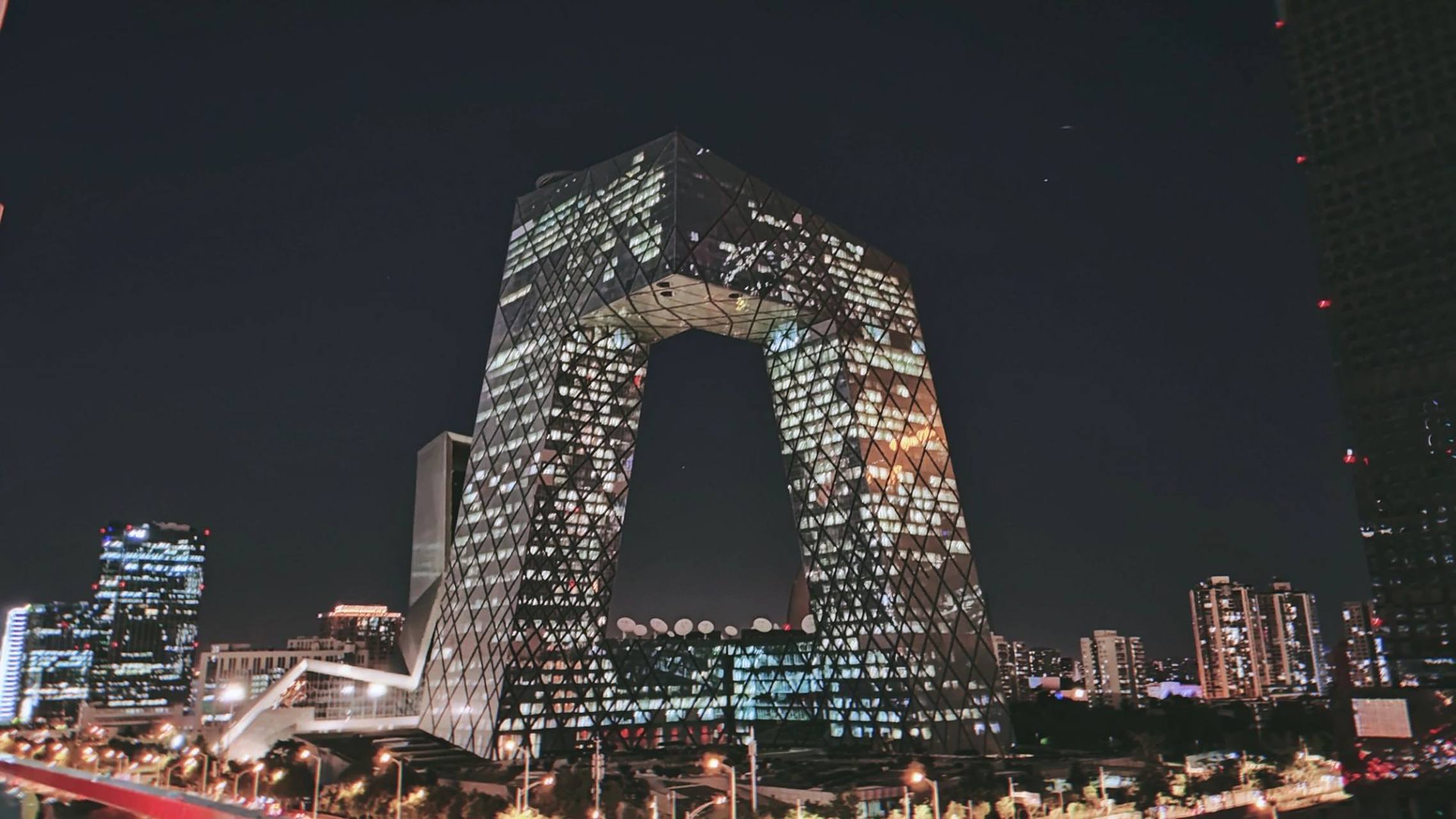 北京地标打卡丨中央电视台(又名大裤衩) 北京最著名地标建筑物之一