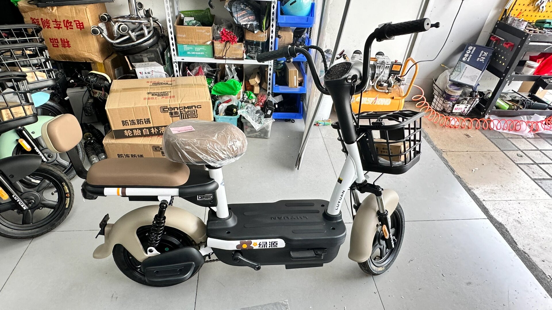 绿源电动车fbz3乐骑05 续航60公里 48v20ah铅酸电池