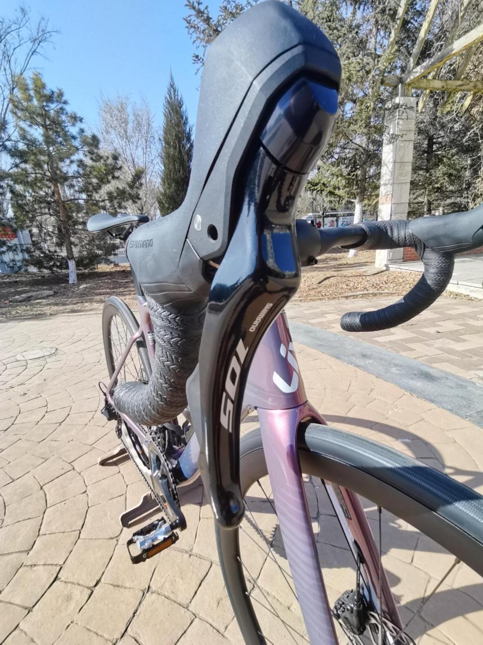 捷安特liv女士气动系列 第三代enviliv adv2公路车 第三代enviliv的