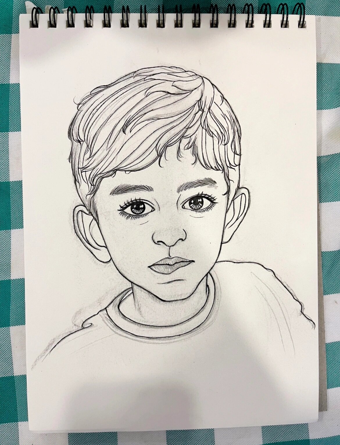 男孩线性头像速写