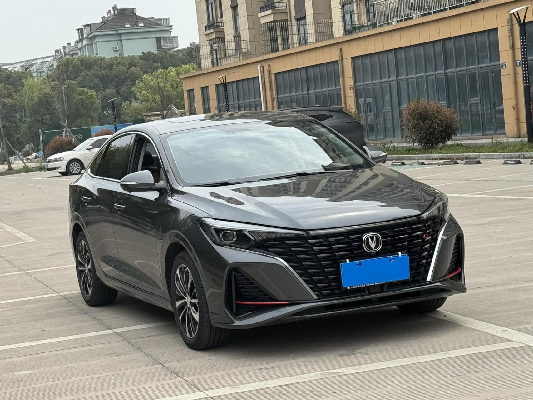 23款逸动plus尊贵版1.4t.2023年长安逸动plus蓝鲸型,1.