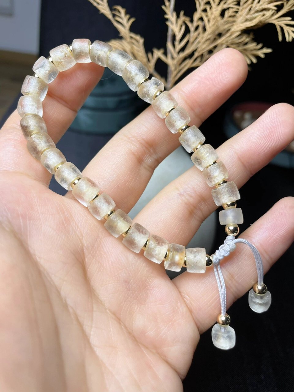 老水晶 汉代水晶 水晶珠为磨盘型 材质干净水润通透,珠形饱满,珠子久