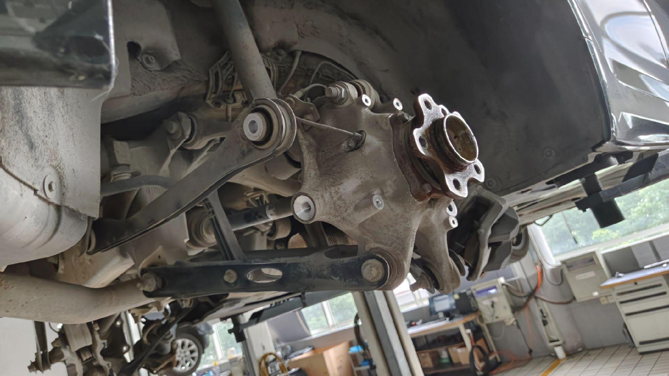 很多人在之前视频里问,羊角就是图片里这个玩意.