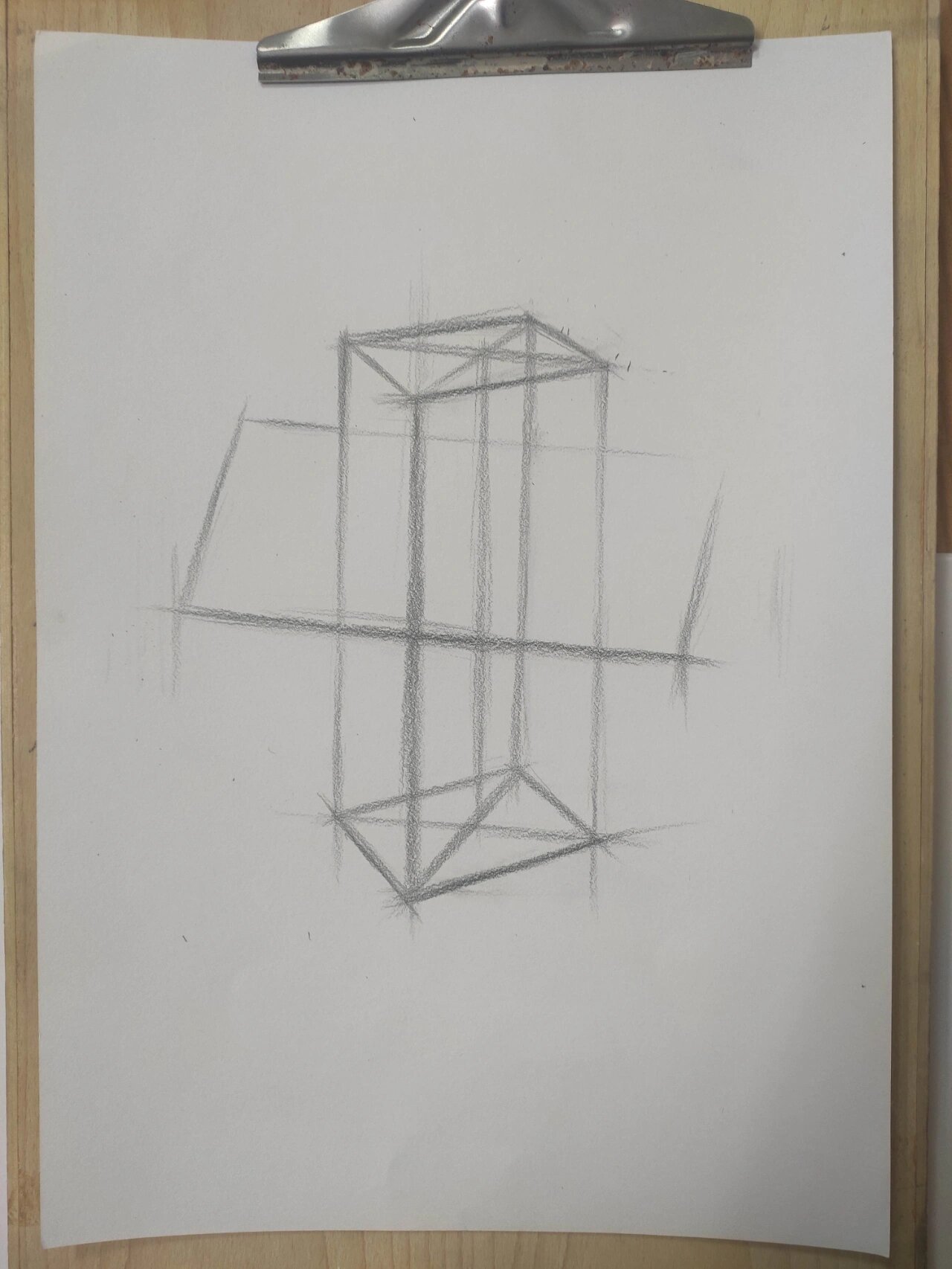 素描练习之四棱柱穿插体 非常详细的步骤图,一步步从结构到全因素.