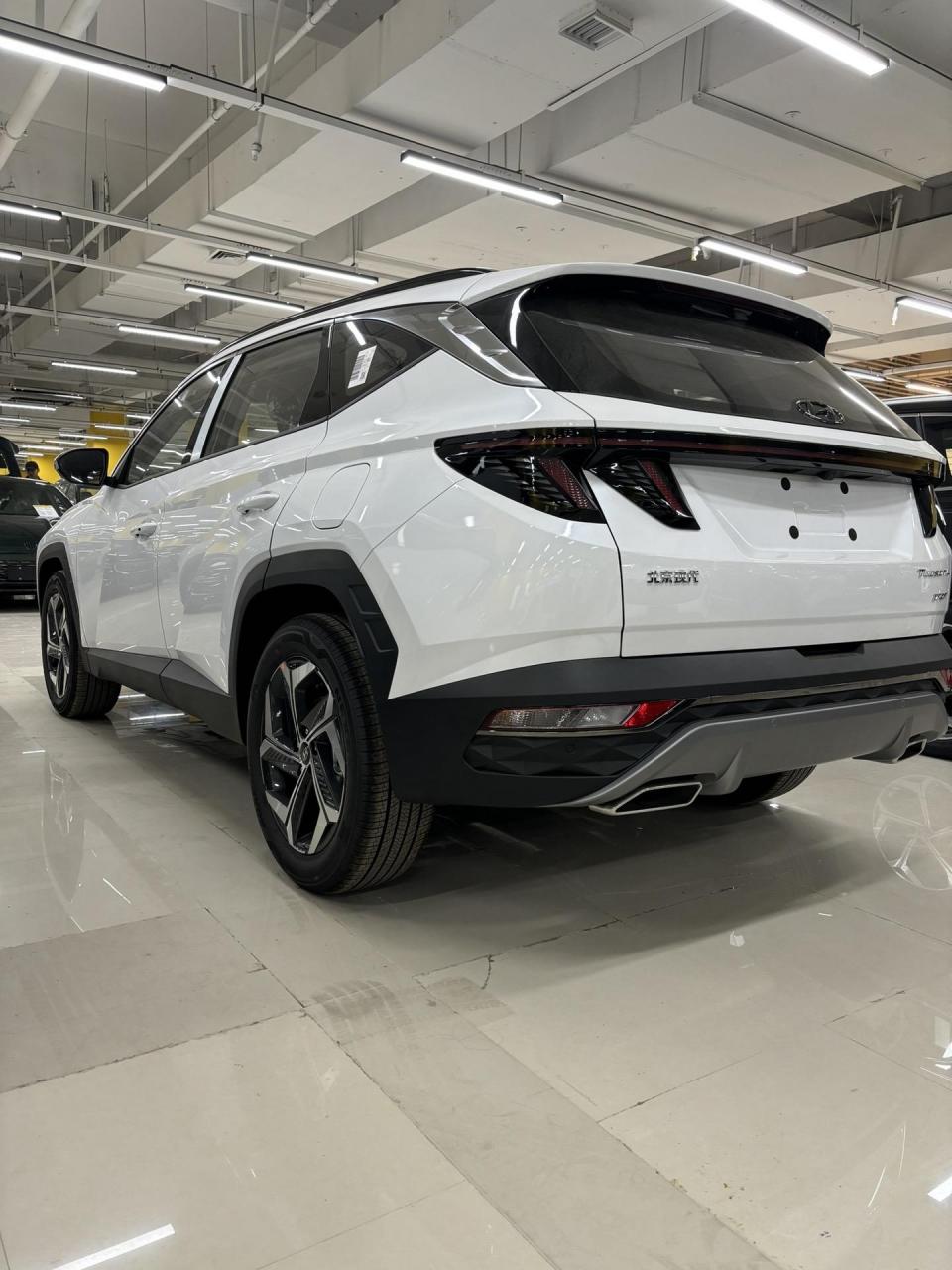 最美suv北京现代五代途胜l,10万多点 超强动力 1.