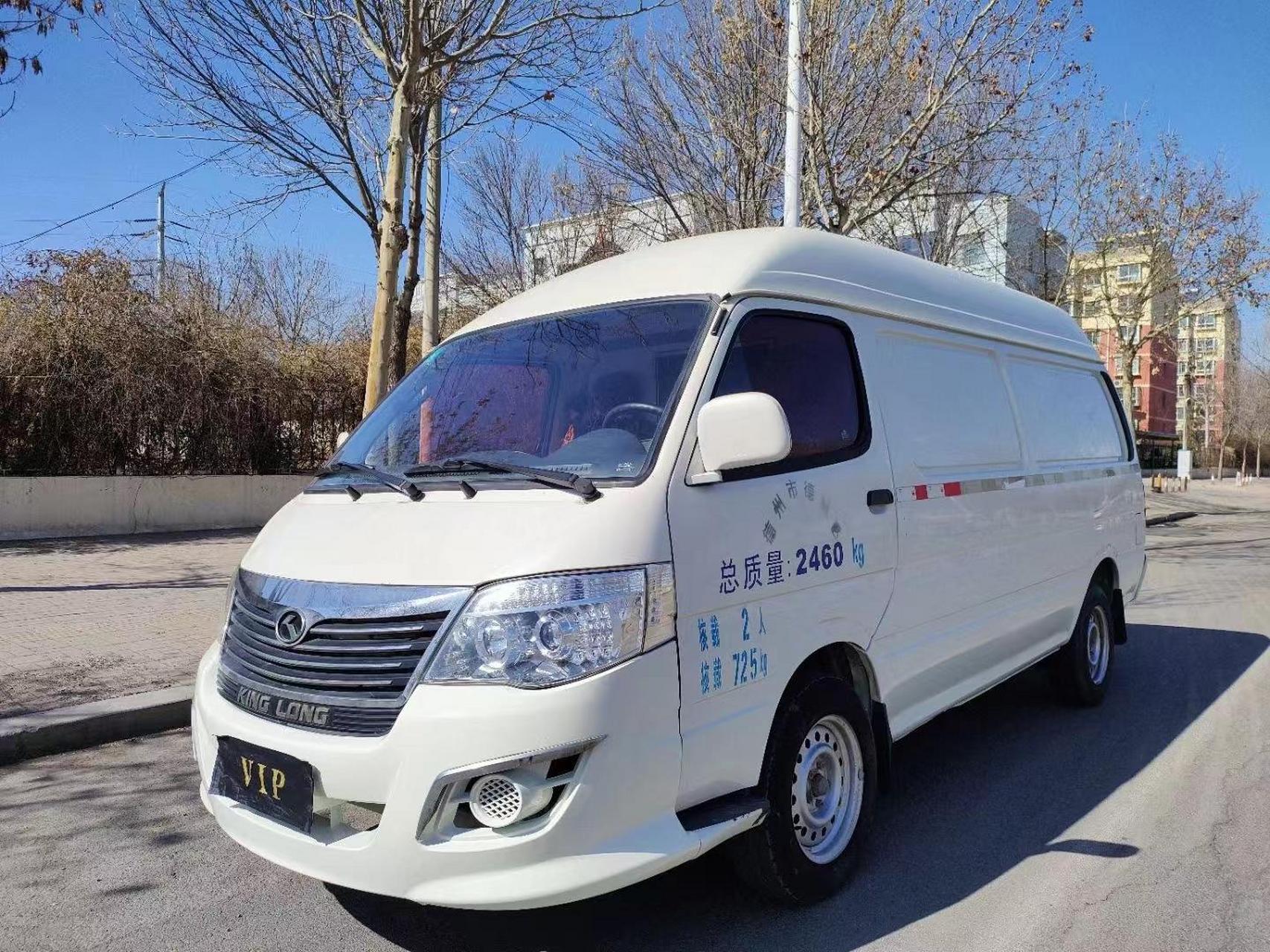 金龙金威箱货,2座箱式面包车