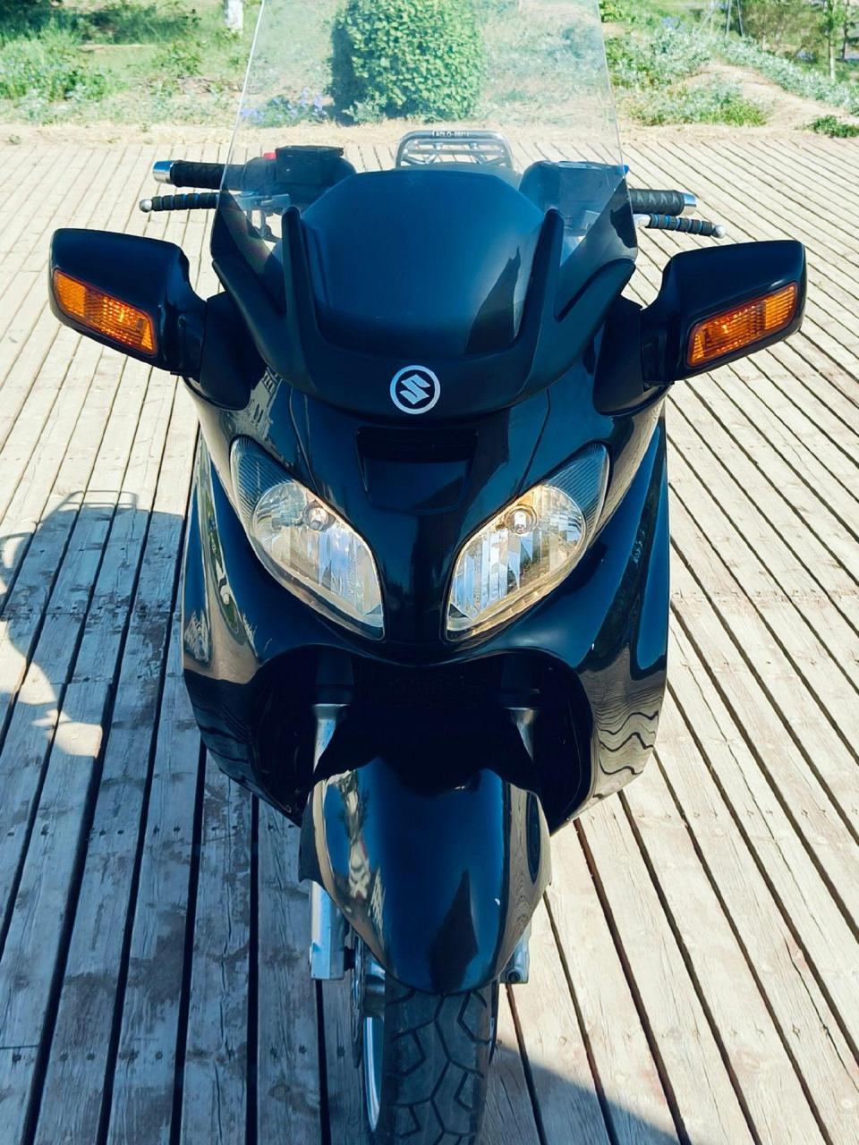 听党指挥,最新拿下铃木天浪650极品车况,全车原版原漆!