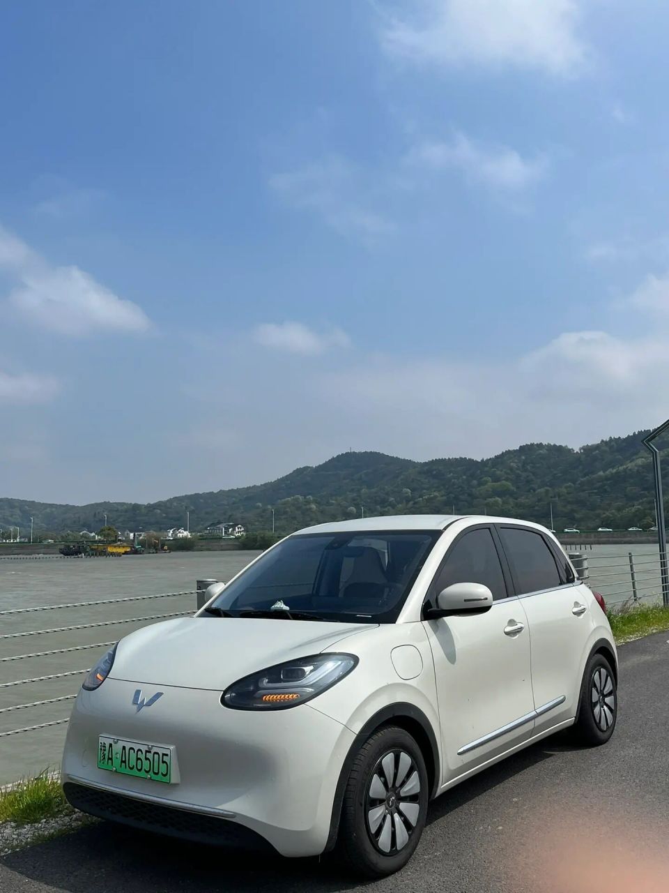 临时决定要去溜车,走走停停 	 电车真的太香啦78 回头率超高