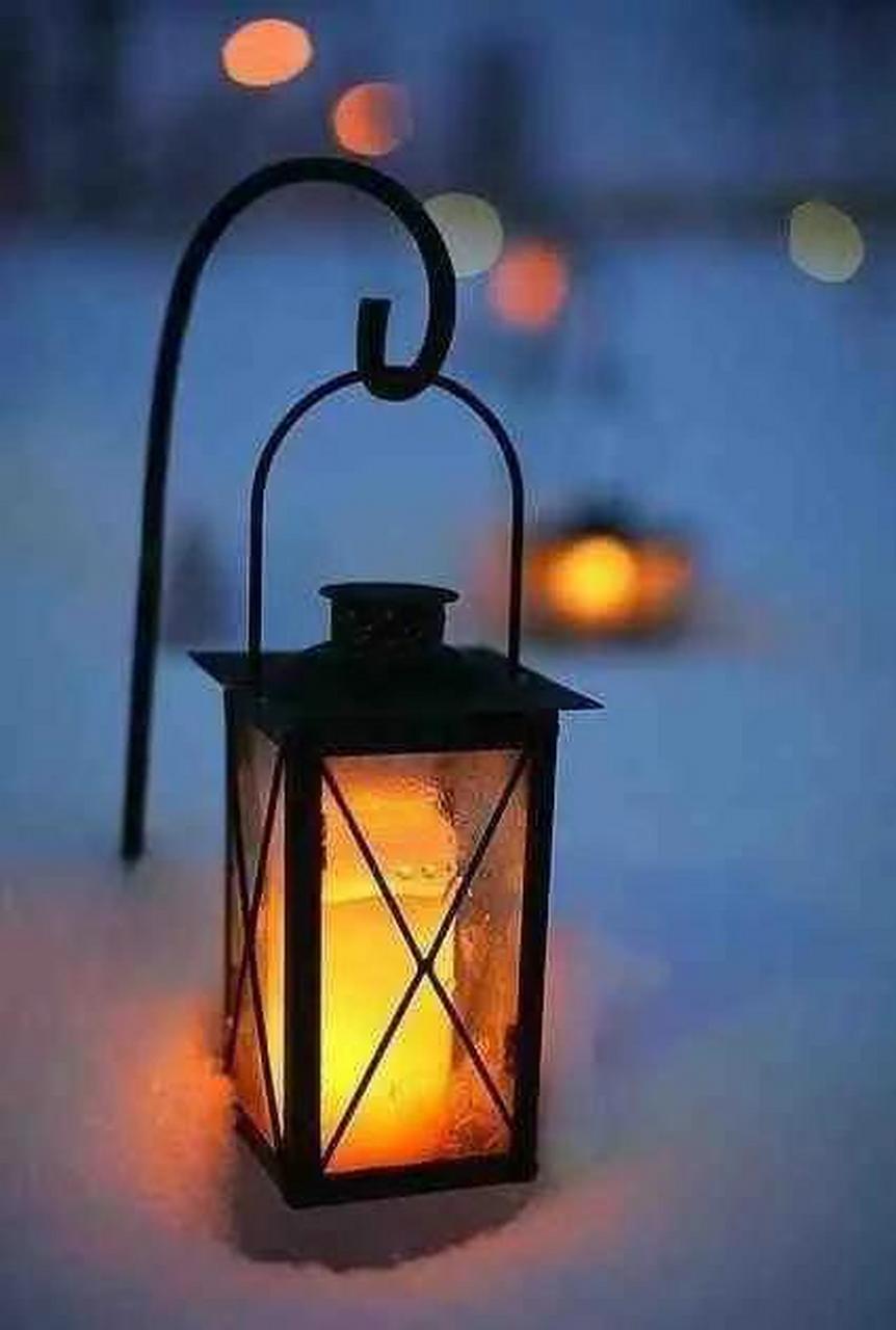 错过的,就当是路过吧,没有交集的美,仅是心空的幻影,遗忘是彼此最好的