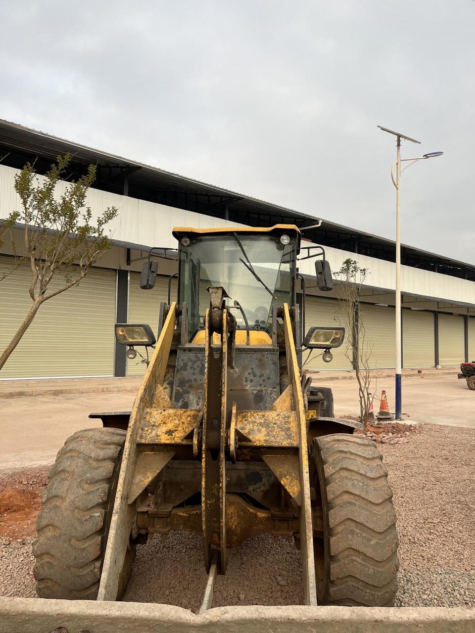 明宇939装载机,云内4102发动机,动力强劲,大臂3公分厚,自动挡,双要全
