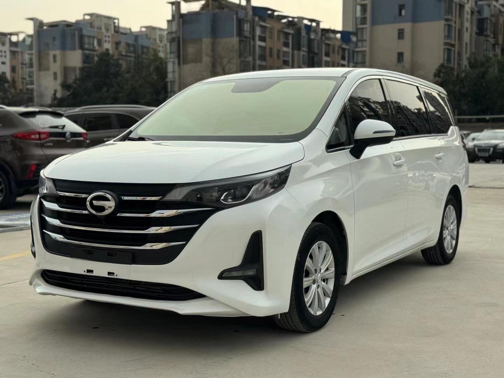 最新拿下2020差一天广汽传祺gm6,自动档7座商务车,一键启动,多功能