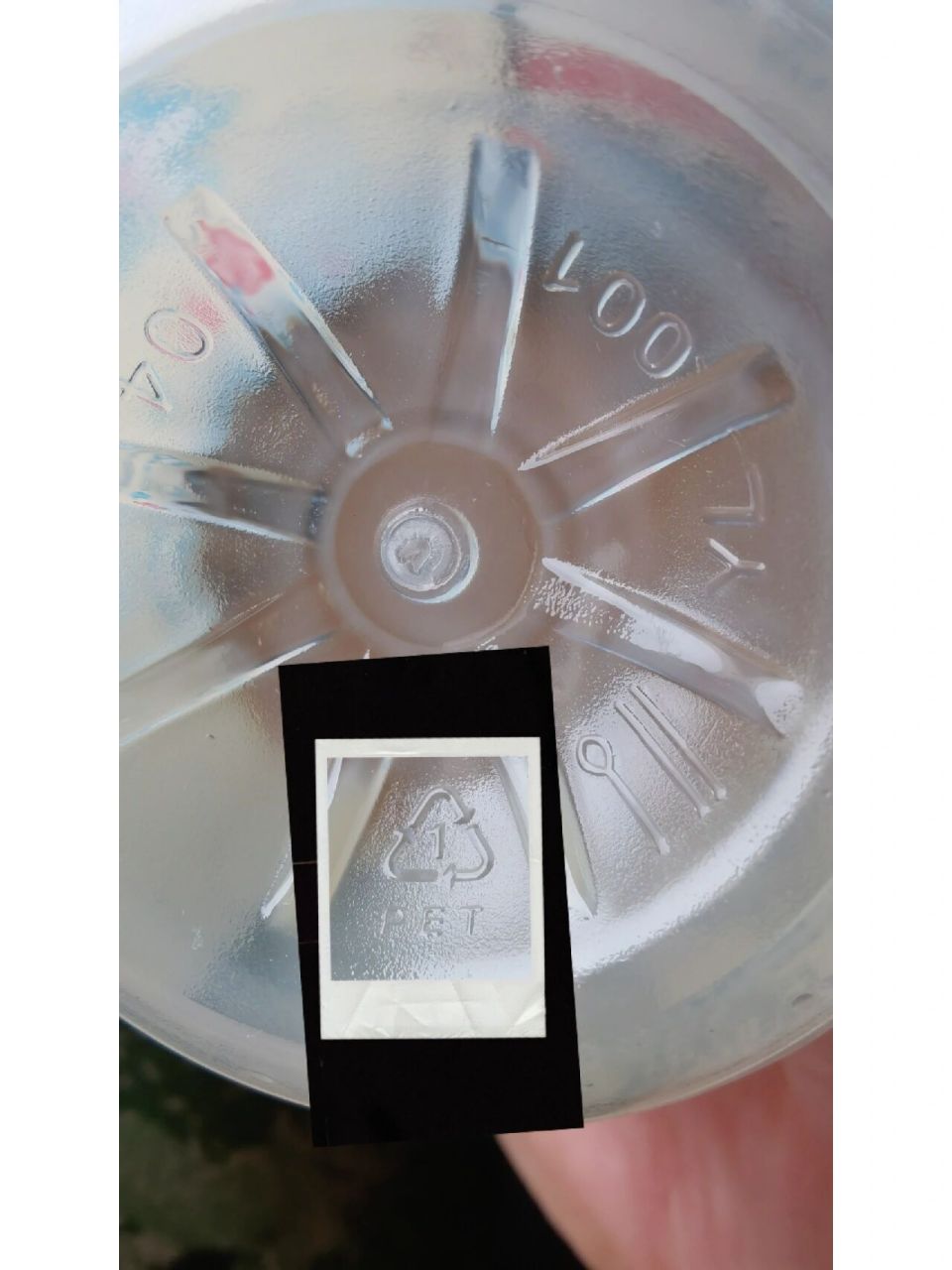 盒马奶茶瓶子是pet1,最好不重复使用 看到一些改造盒马这个奶茶瓶的