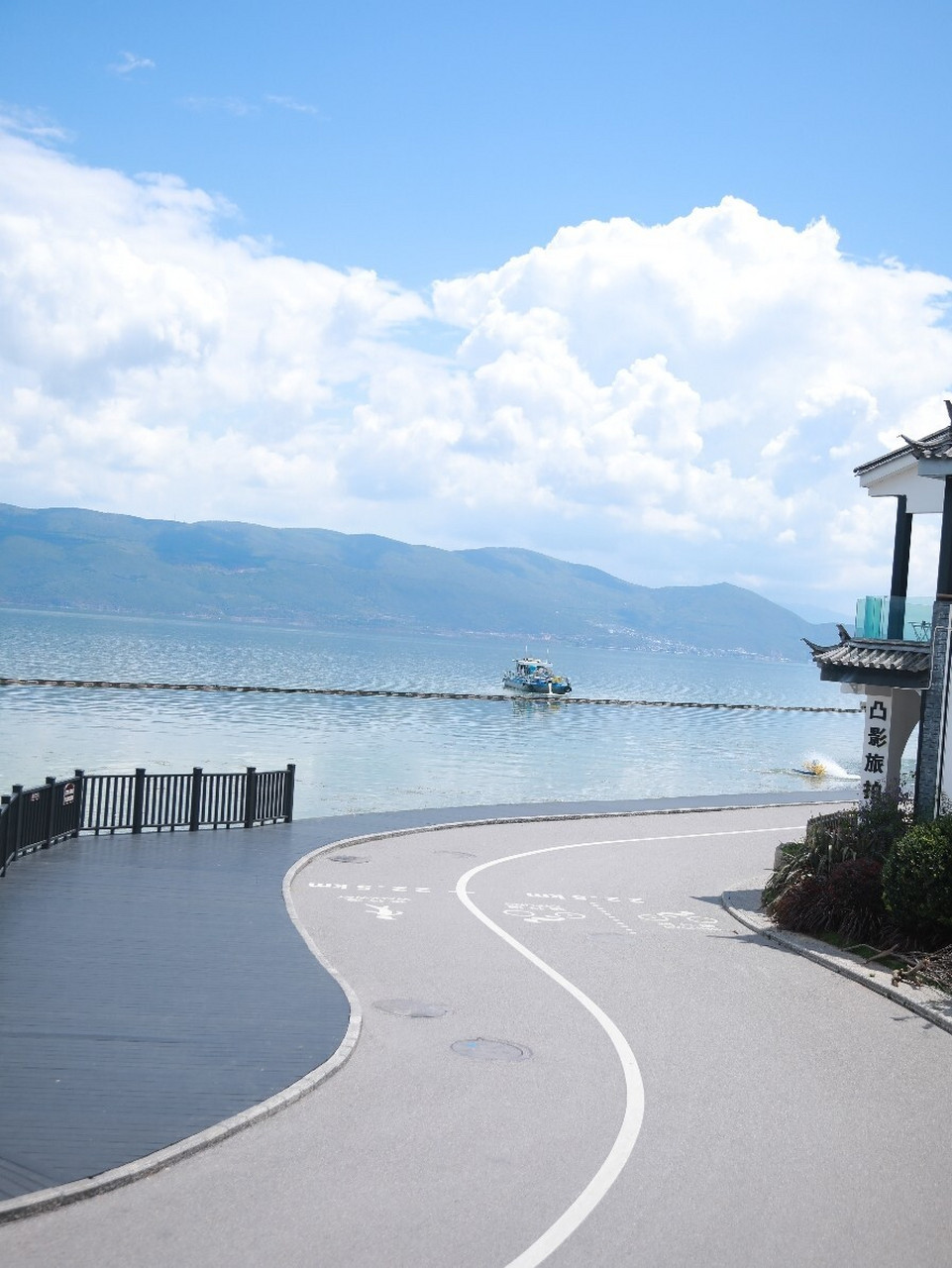 大理洱海磻溪村s弯攻略,让你不走冤枉路.