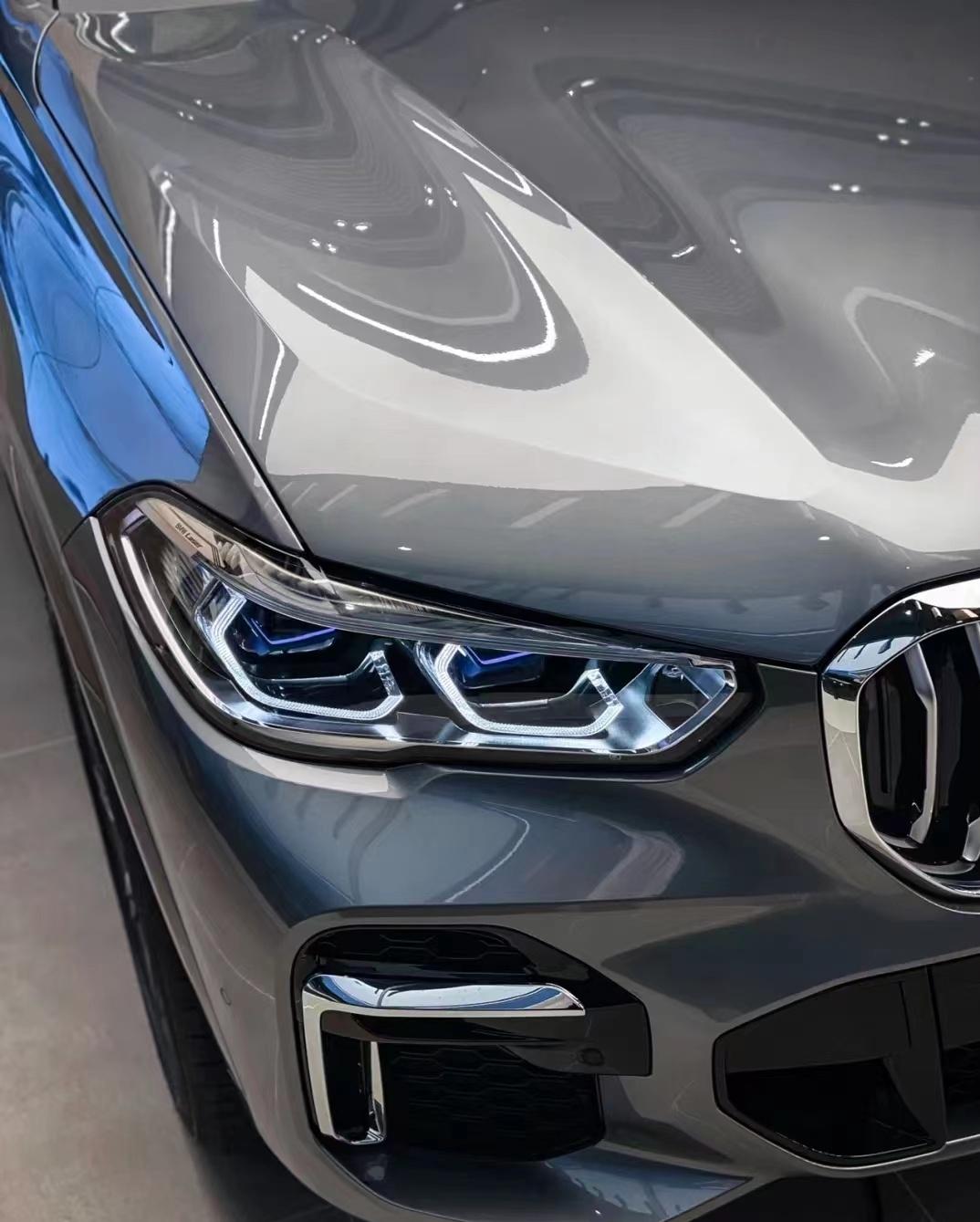 宝马x5摩天灰 灰色是一种诚恳,沉稳,考究的象征