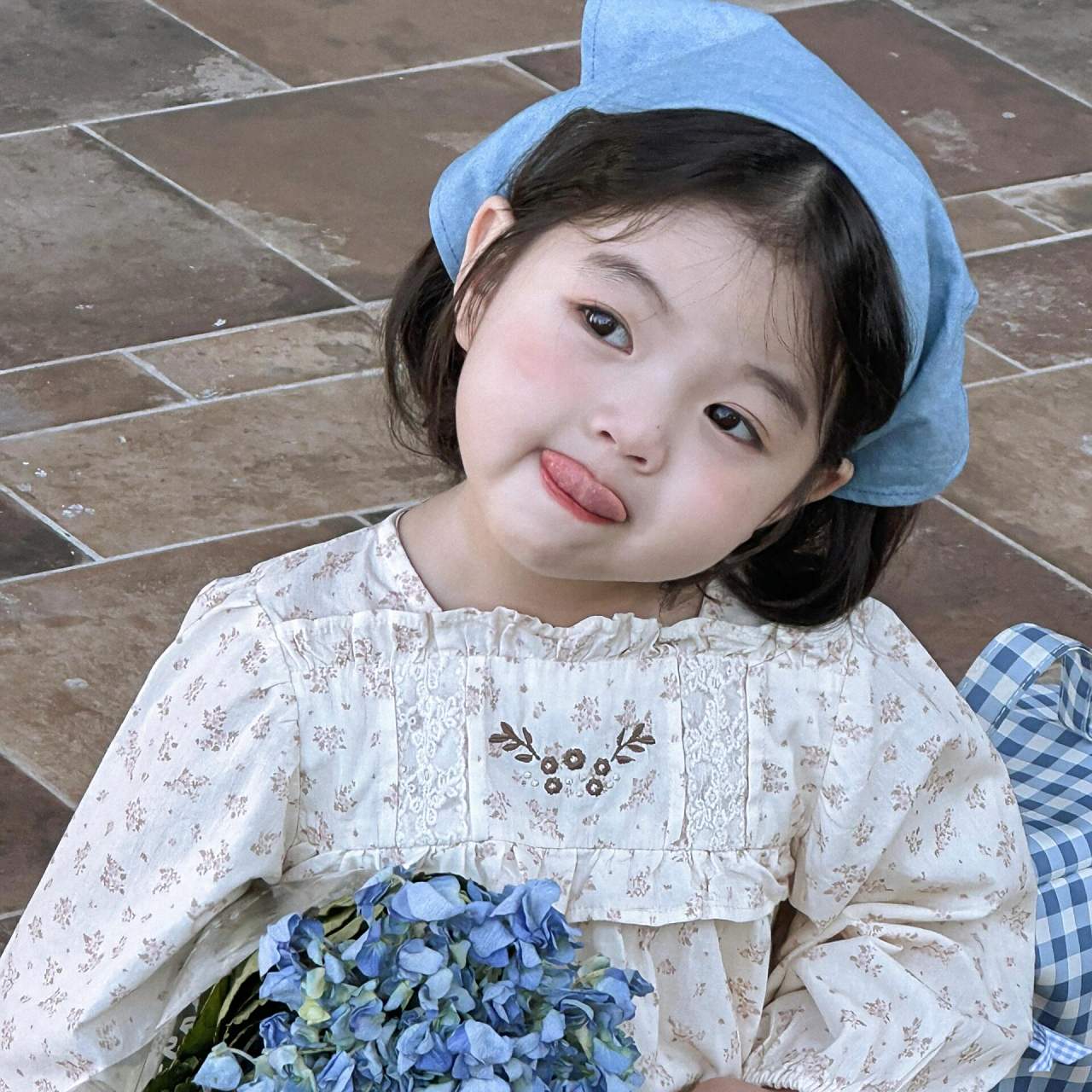 圆脸女孩头像才是单脱的终极必杀💕