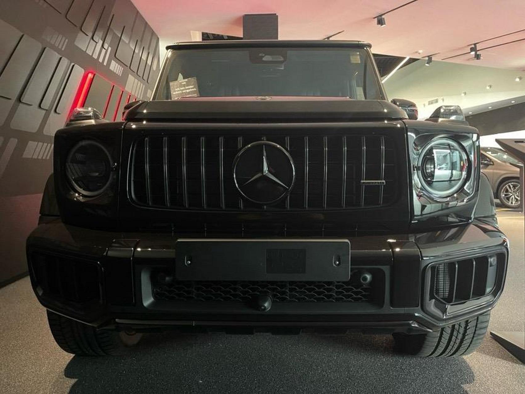 0t.9096欧规版2025款奔驰amg g63 汽油4.