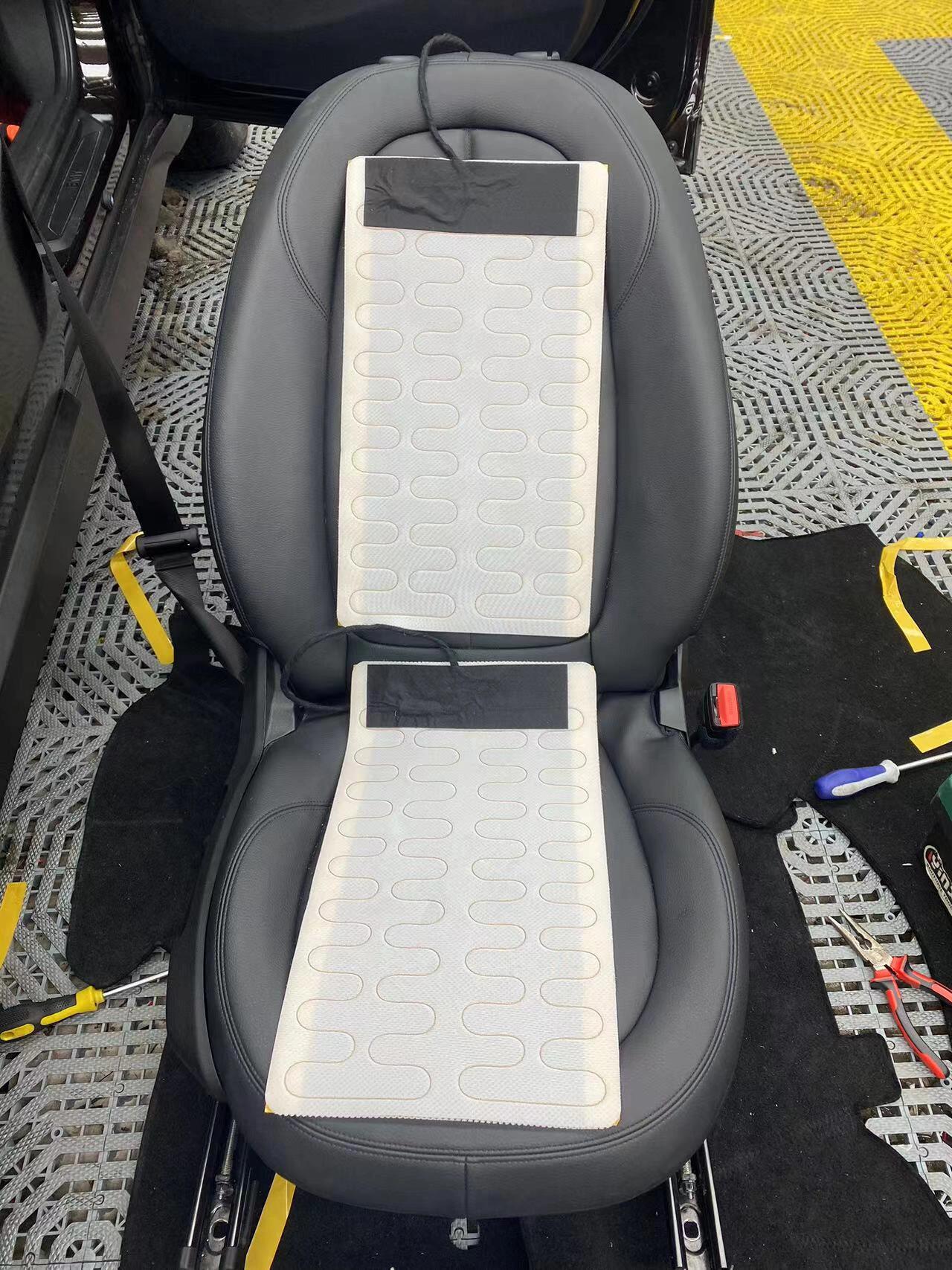 宝马x1座椅加热