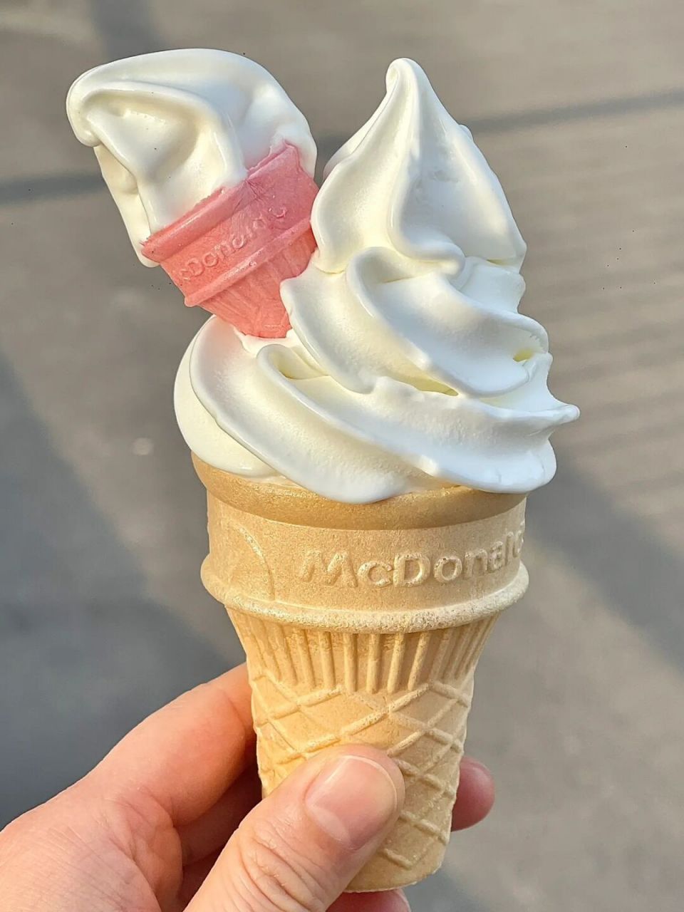 麦当劳甜筒# #麦当劳# #麦当劳冰淇淋# #麦当劳迷你冰淇淋# #麦当劳