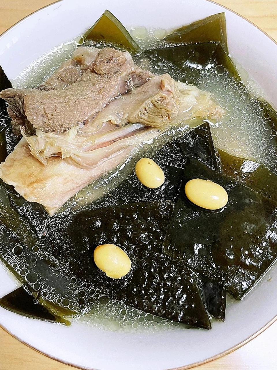 《海带骨头汤》汤鲜味美7515好喝还补钙7515 977815