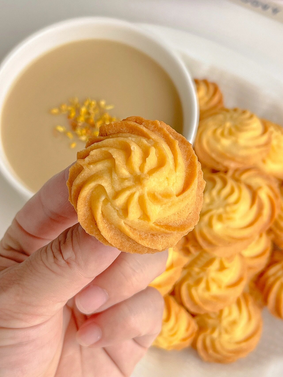 经典奶油曲奇饼干!巨好挤配方0失败 哈喽宝宝们好呀!