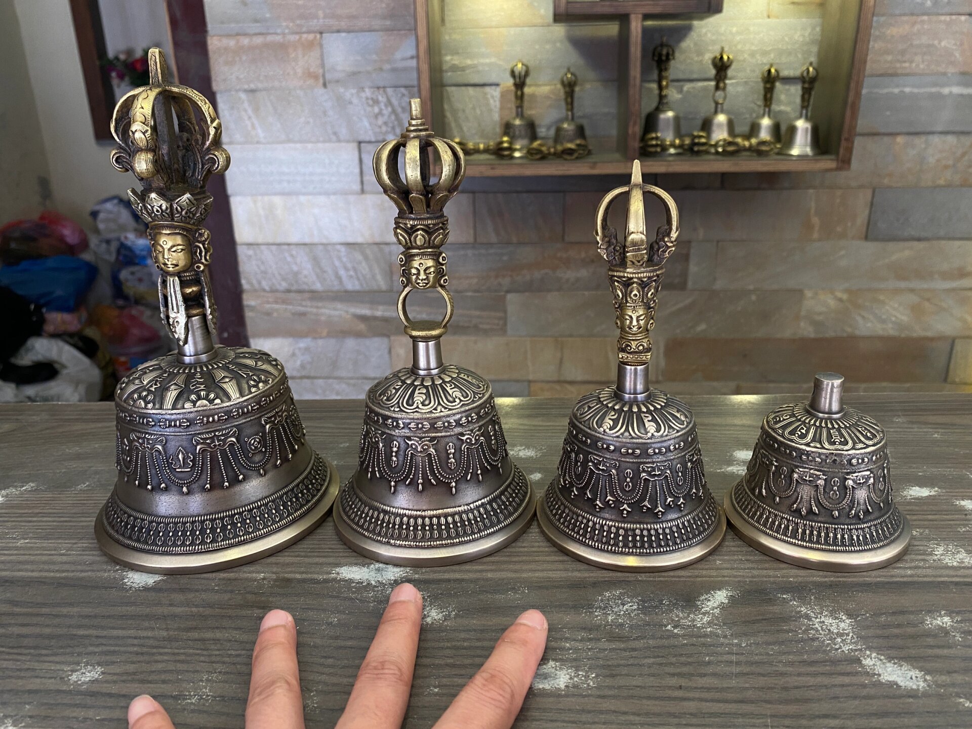 关于超度用的铃铛的信息 关于超度用的铃铛的信息