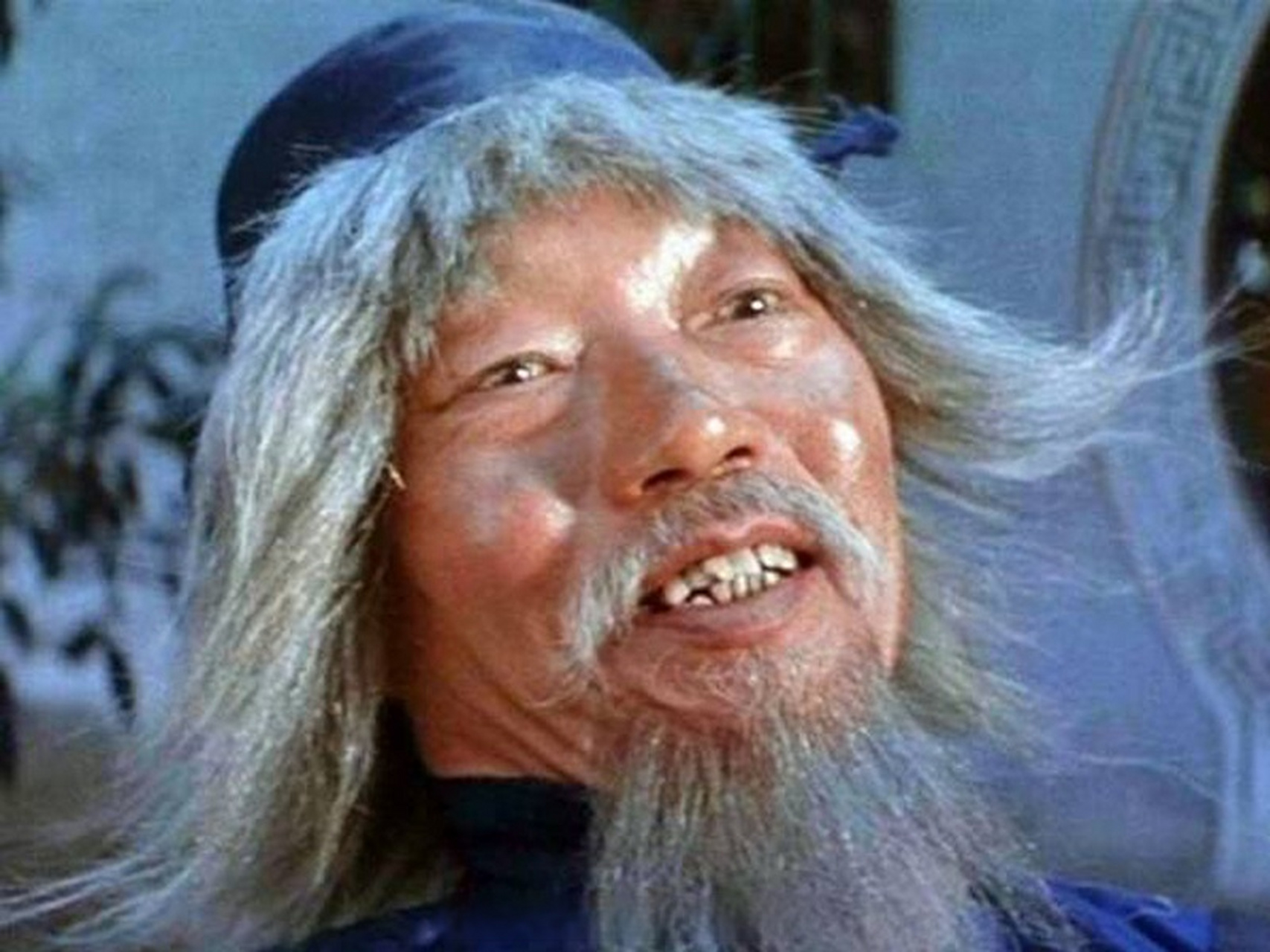 袁小田,1912年出生于北平,自幼爱好武术. 堪称中国电影武术指导之父.