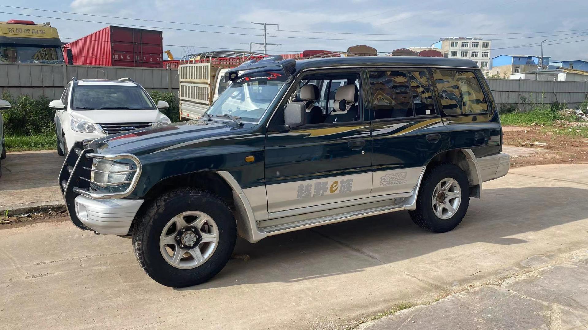 2016年极品三菱猎豹黑金刚,原车原户,全车原版,八万公里,四驱四驱四驱