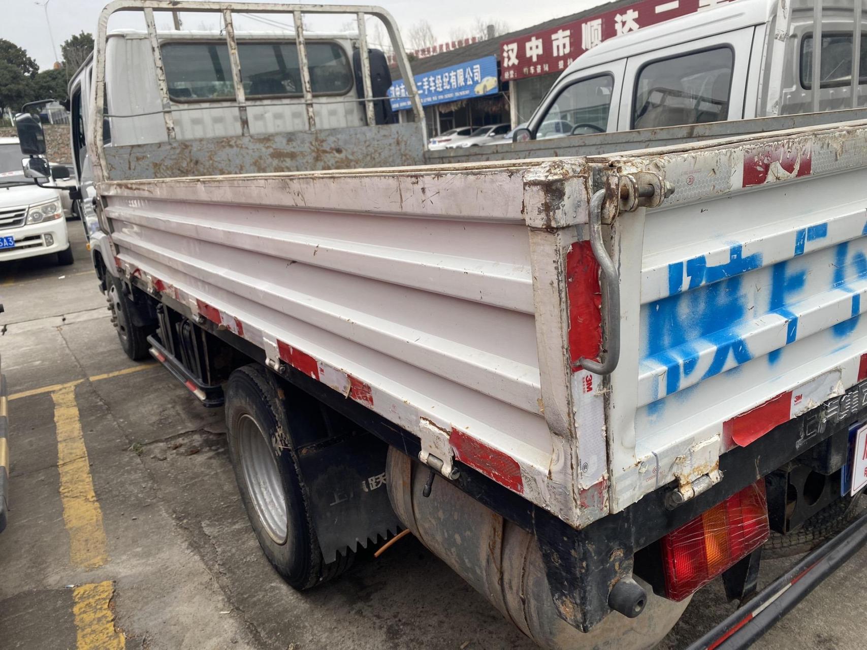 2021年4月份上户的跃进x100大双排,柴油490发动机115马力,国5,24v