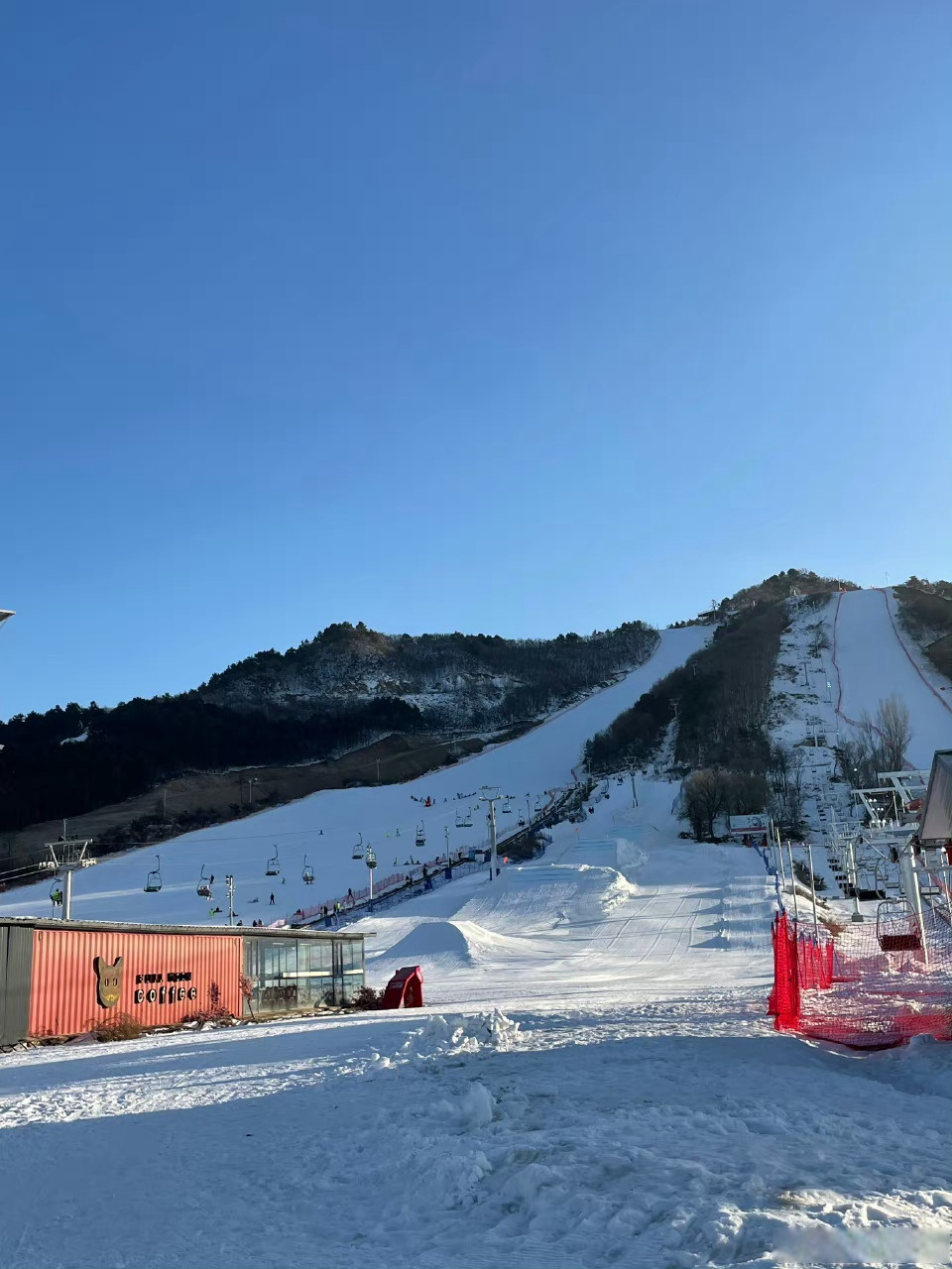 弓长岭滑雪场坡度图片