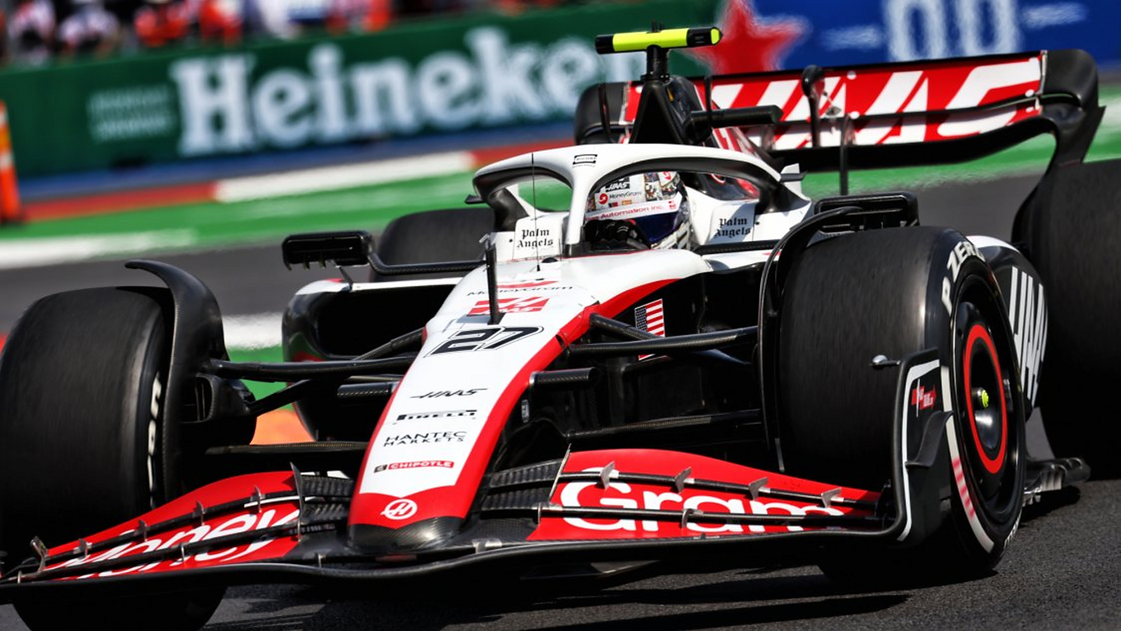 伯格将在#2023f1拉斯维加斯大奖赛# 中恢复使用旧规格的哈斯vf-23赛车