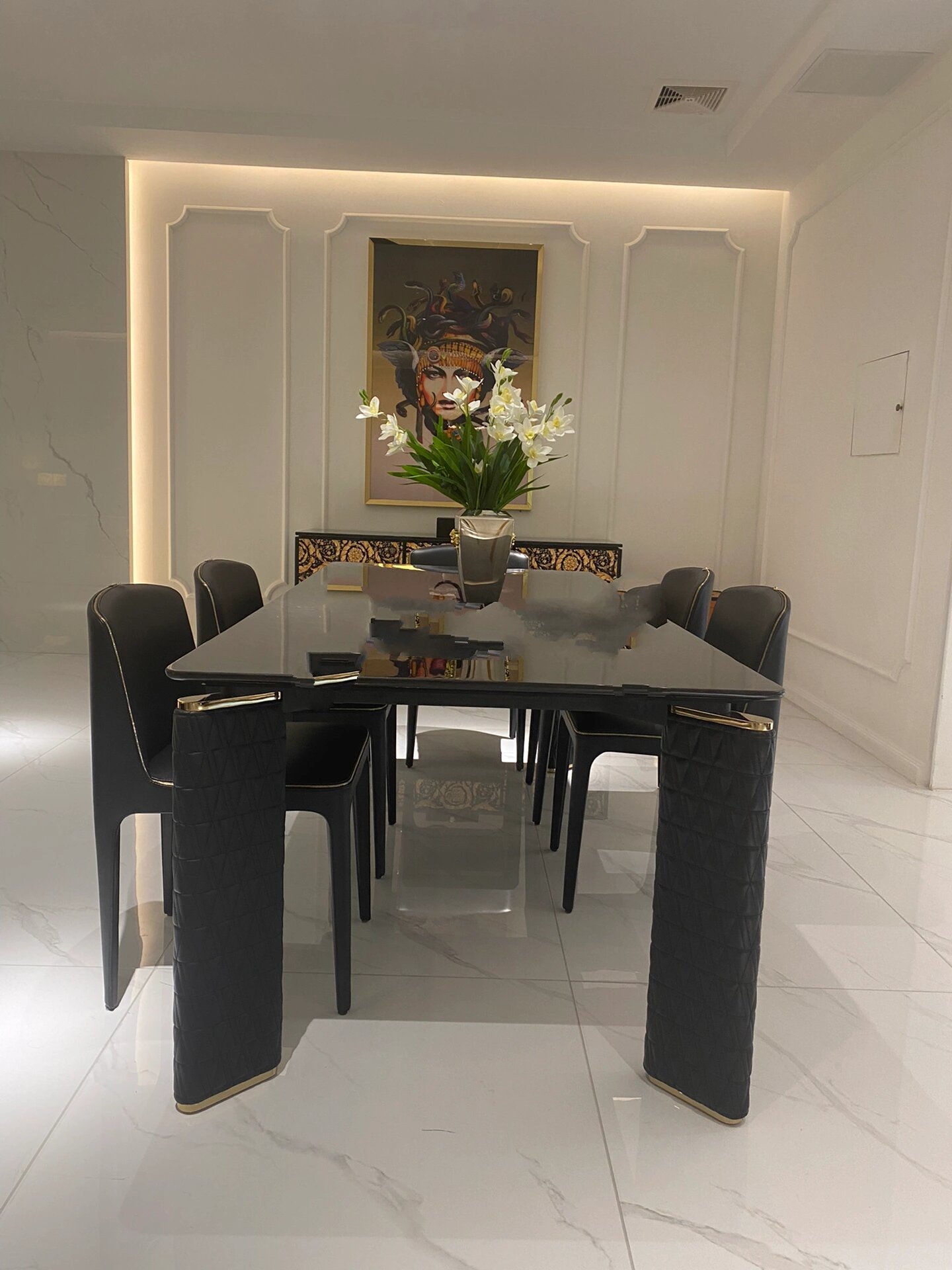 范思哲versace home|豪宅首选餐桌979797 世界奢侈品界的王者