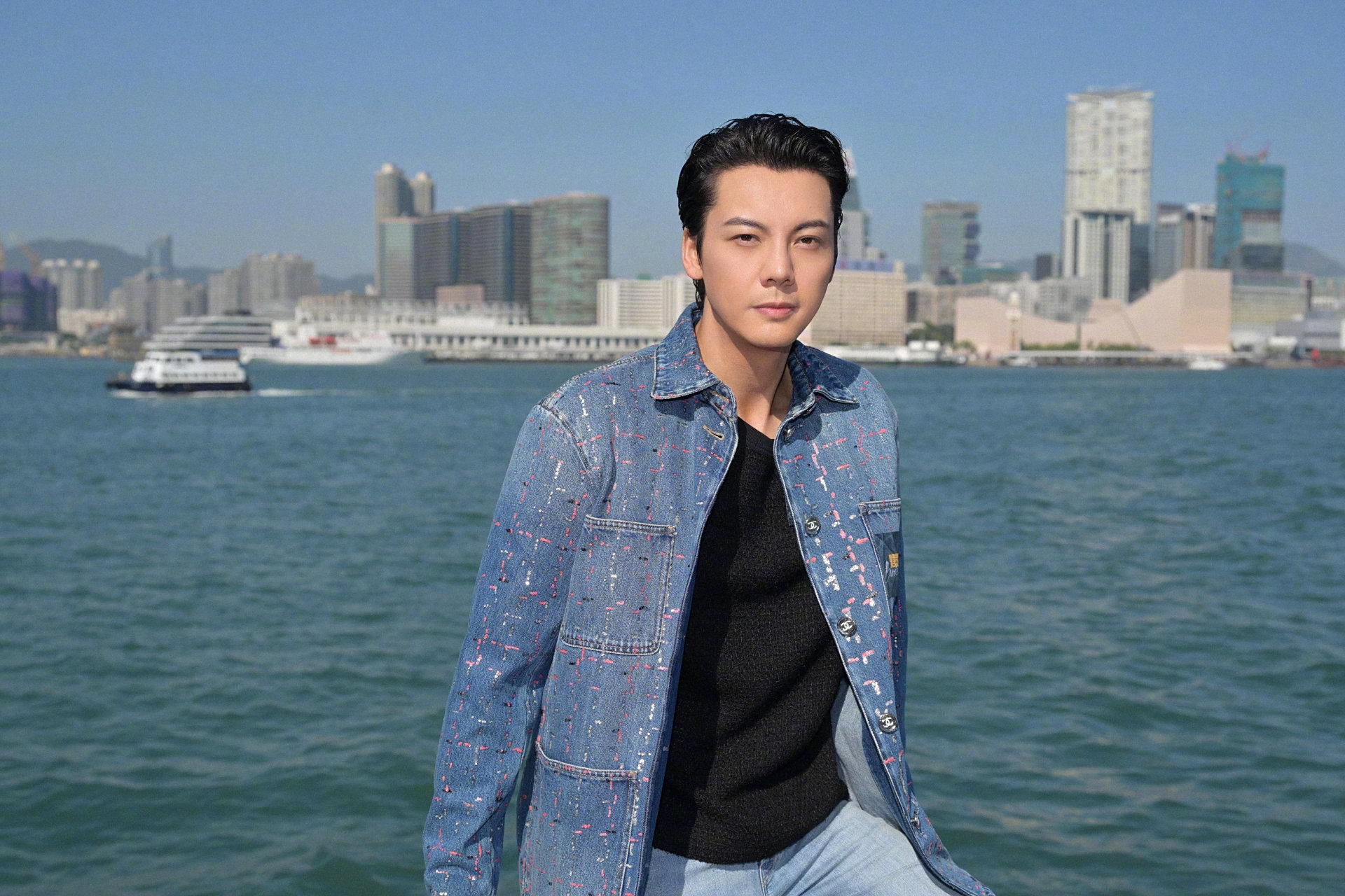 陈伟霆 @演员杨天宇 黎峻與張家輝,梁洛施等電影主創一同亮相#电影