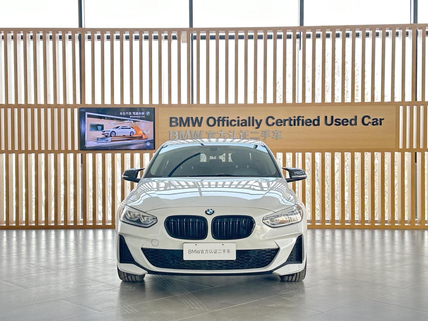 【车辆名称】宝马1系 2020款 120i m运动套装 【首次上牌时间】2020年